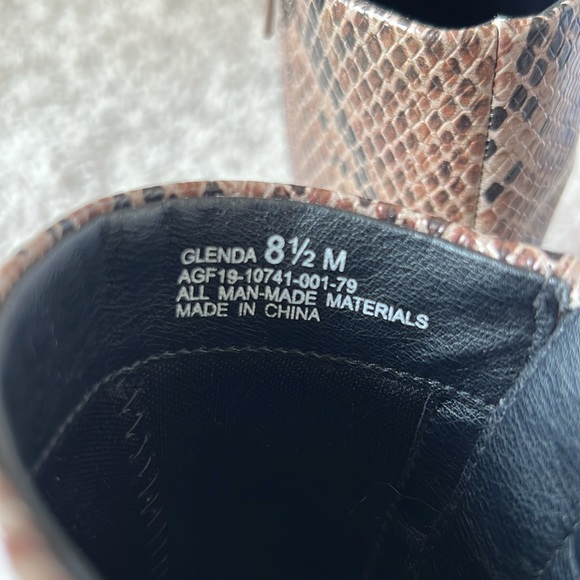 New Directions-Glenda Boots - Picture 4 of 4